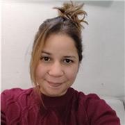 Soy creativa, alegre, paciente y responsable, me encantan los niños, tengo amplia experiencia enseñando a todas las edades.
